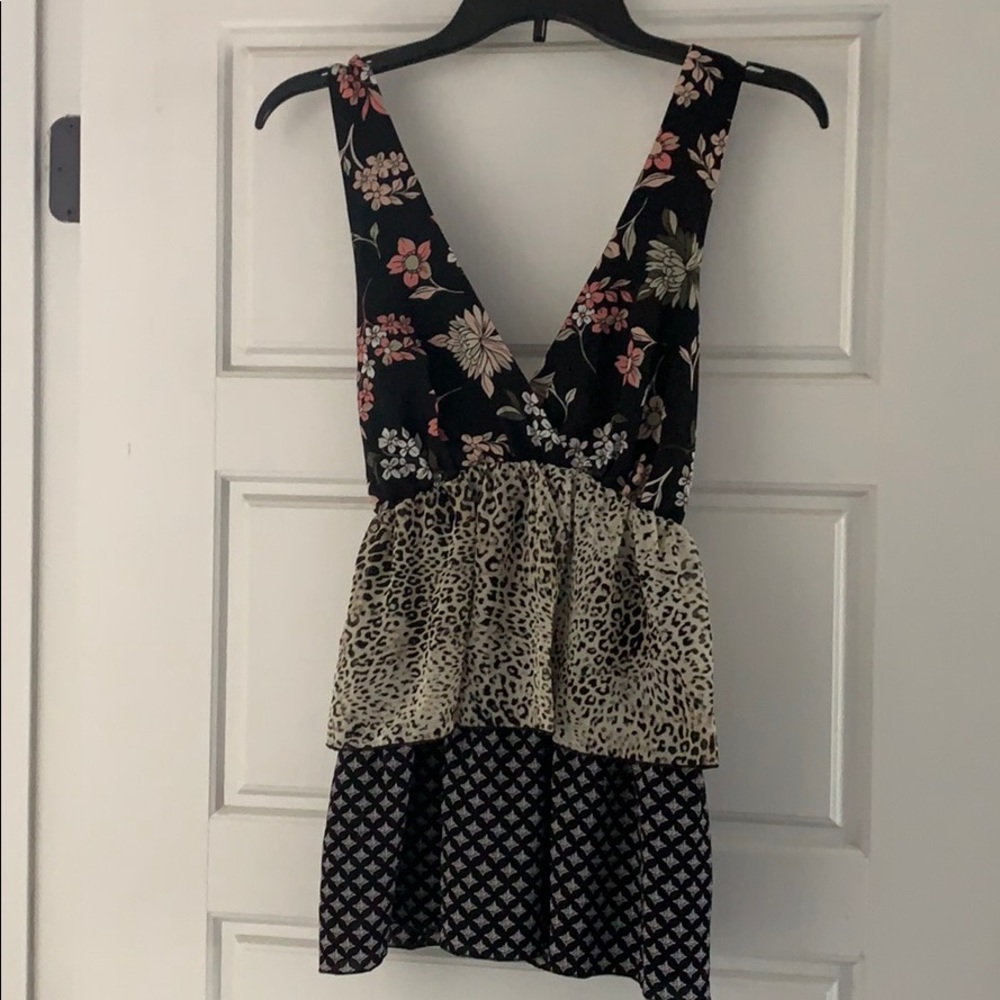 Flowy tank